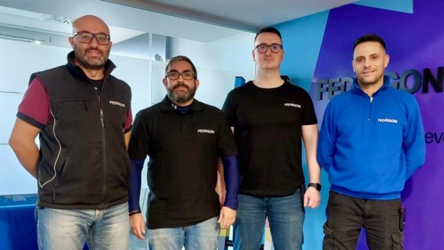 Operai eroi rianimano il collega colto da attacco cardiaco