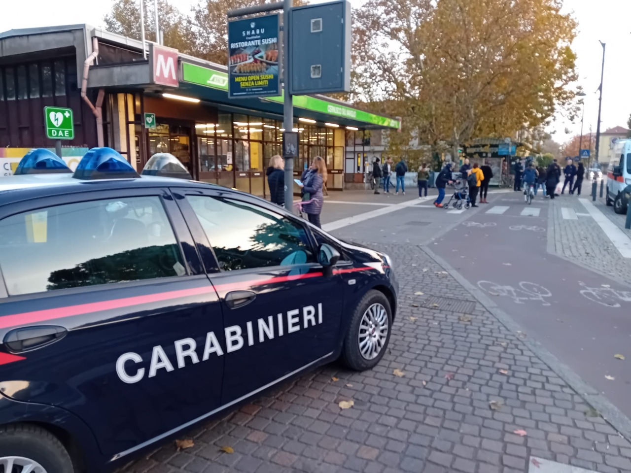 Rissa tra venti giovanissimi alla stazione della metropolitana: intervengono i Carabinieri