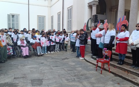 Cernusco sul Naviglio celebra il 25 Novembre: una comunità in cammino per dire “no” alla violenza sulle donne