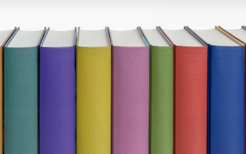 Guida alla scelta del colore per la tesi: significati e abbinamenti