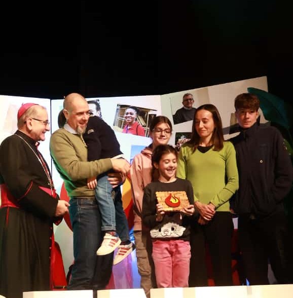 La famiglia Marovelli vince il premio “fuoco dentro” della Diocesi di Milano