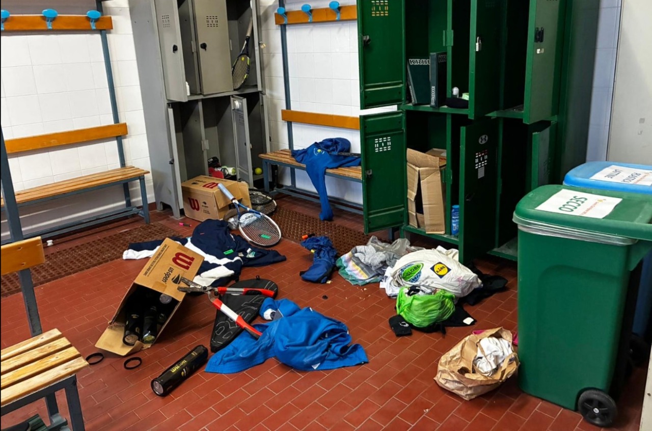 Centro sportivo messo a soqquadro dai ladri-vandali: gravi danni