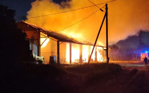 Devastante incendio a Cascina Magretta a Truccazzano