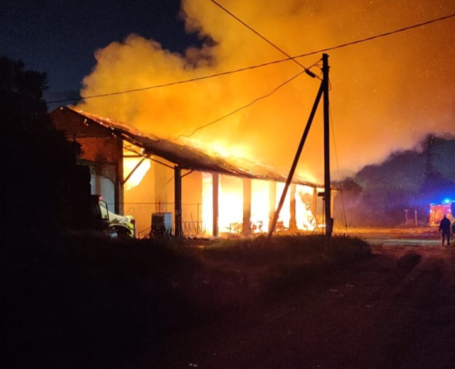 Devastante incendio a Cascina Magretta a Truccazzano