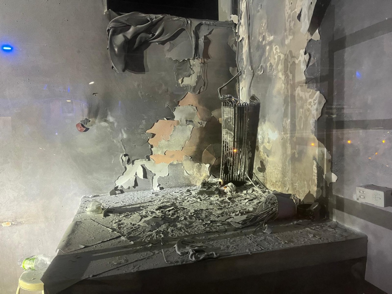 Incendio in un ristorante: intervento dei Vigili del fuoco e delle Forze dell’ordine