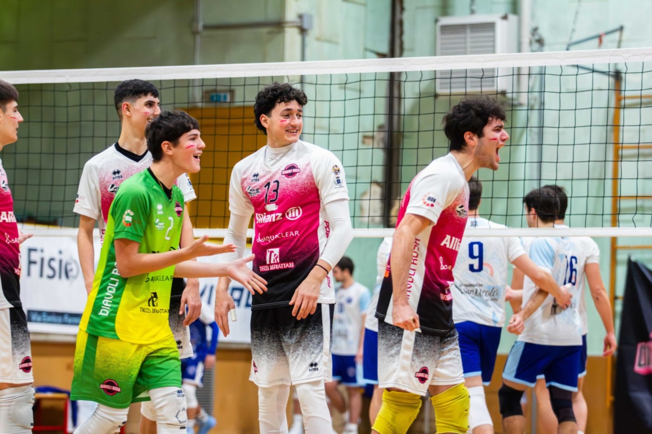 I Diavoli Rosa ci hanno preso gusto e non si fermano più: terza vittoria consecutiva