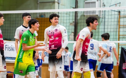 I Diavoli Rosa ci hanno preso gusto e non si fermano più: terza vittoria consecutiva