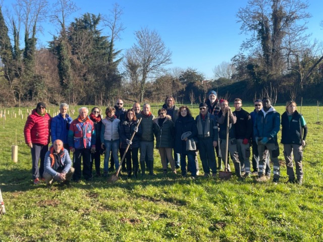 Un frutteto e un’area boscata con Forestami a Masate