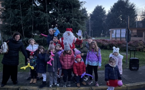 Dal blackout alla luce dell’Albero: a Liscate la magia del Natale vince su tutto