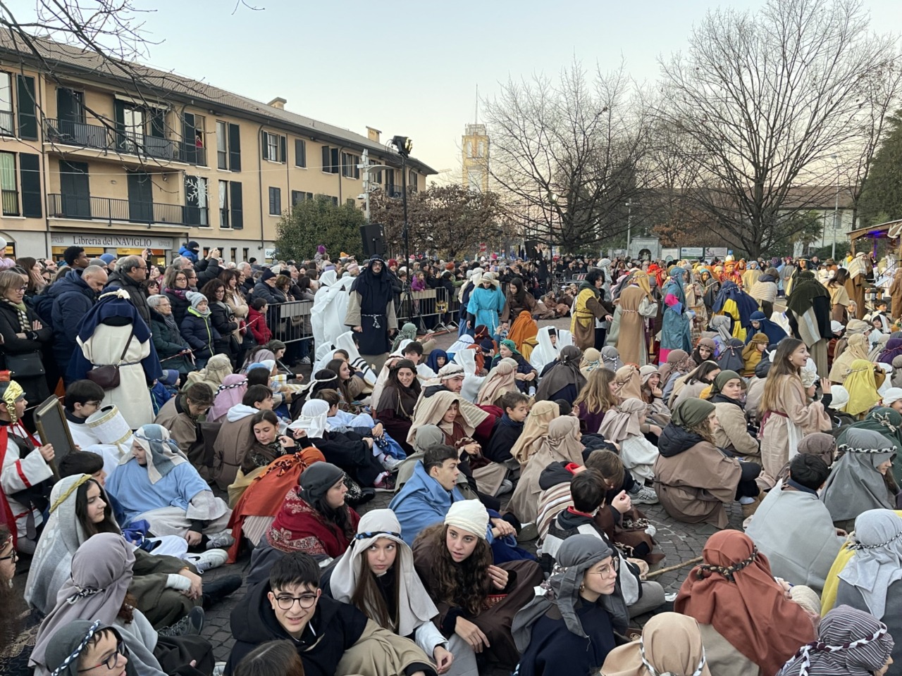 Migliaia di persone per assistere al Presepe vivente di Cernusco sul Naviglio FOTO E VIDEO