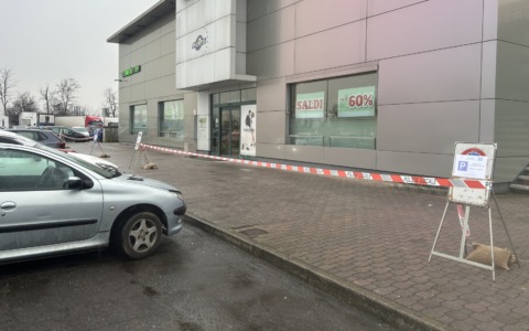 Parcheggi nella zona commerciale del Km10: se ne parla a gennaio