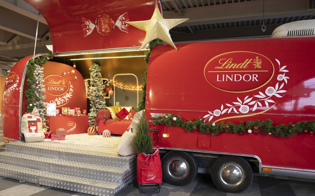 Un Natale “cioccolatoso” al Carosello con il “Lindor Christmas Tour”