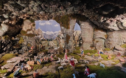Con gli Amici del Presepe di Brugherio i pazienti psichiatrici si riabilitano realizzando natività