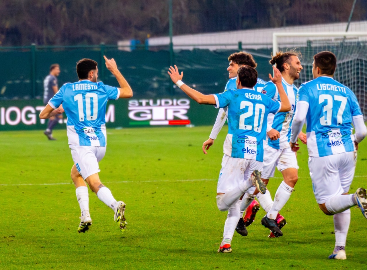 Giana, la differenza la fa il dischetto: Triestina battuta 2-1 con Vitale e Lamesta