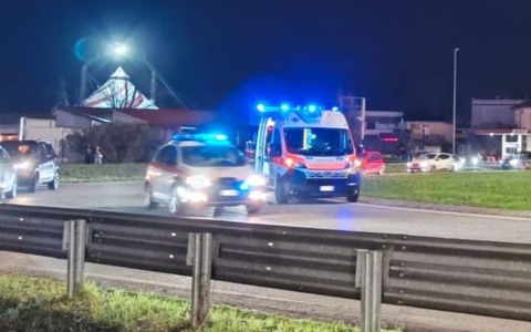 Stanno meglio padre e bimbo di un anno investiti mentre uscivano dal circo