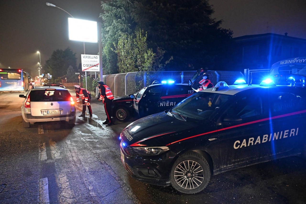 I Carabinieri passano al setaccio il territorio contro i furti in abitazione