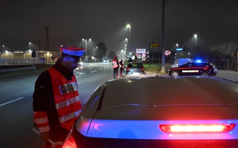 Vigilia di Natale sotto controllo: i Carabinieri intensificano i servizi ad alto impatto