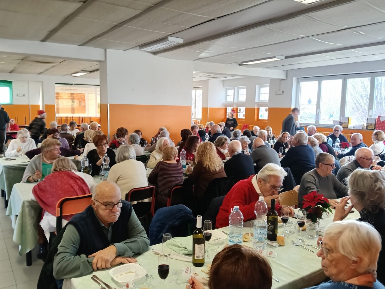 Musica e divertimento per il classico pranzo di Natale a Liscate