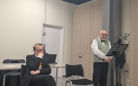 La poesia come ascolto e condivisione: successo per La Pelle del Tempo a Vignate