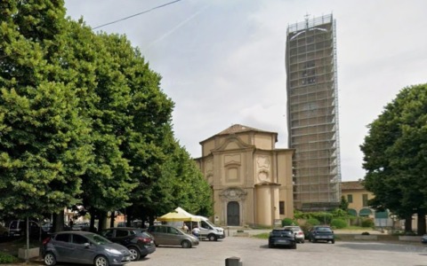 Il restauro del campanile devastato dalle tempeste del 2023 ora procede spedito