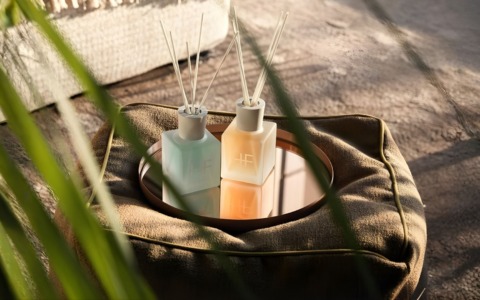 Profumatori per ambiente: quando una fragranza cambia l’atmosfera