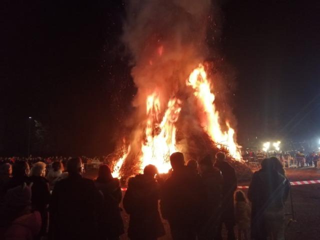 Fuoco, storia e desideri nella notte di Sant’Antonio