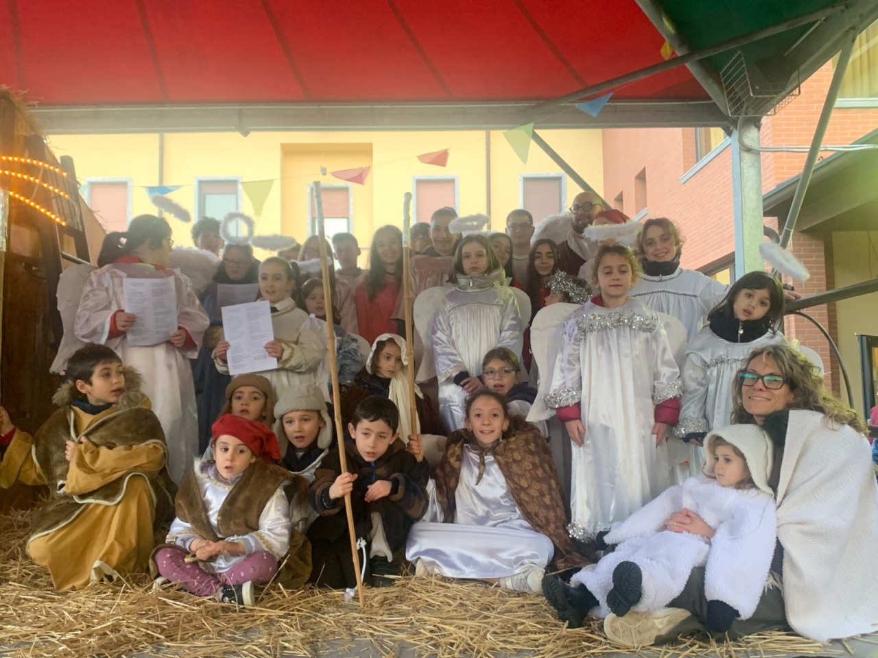 Tra voci e costumi, il Presepe vivente prende vita all’oratorio di Vignate