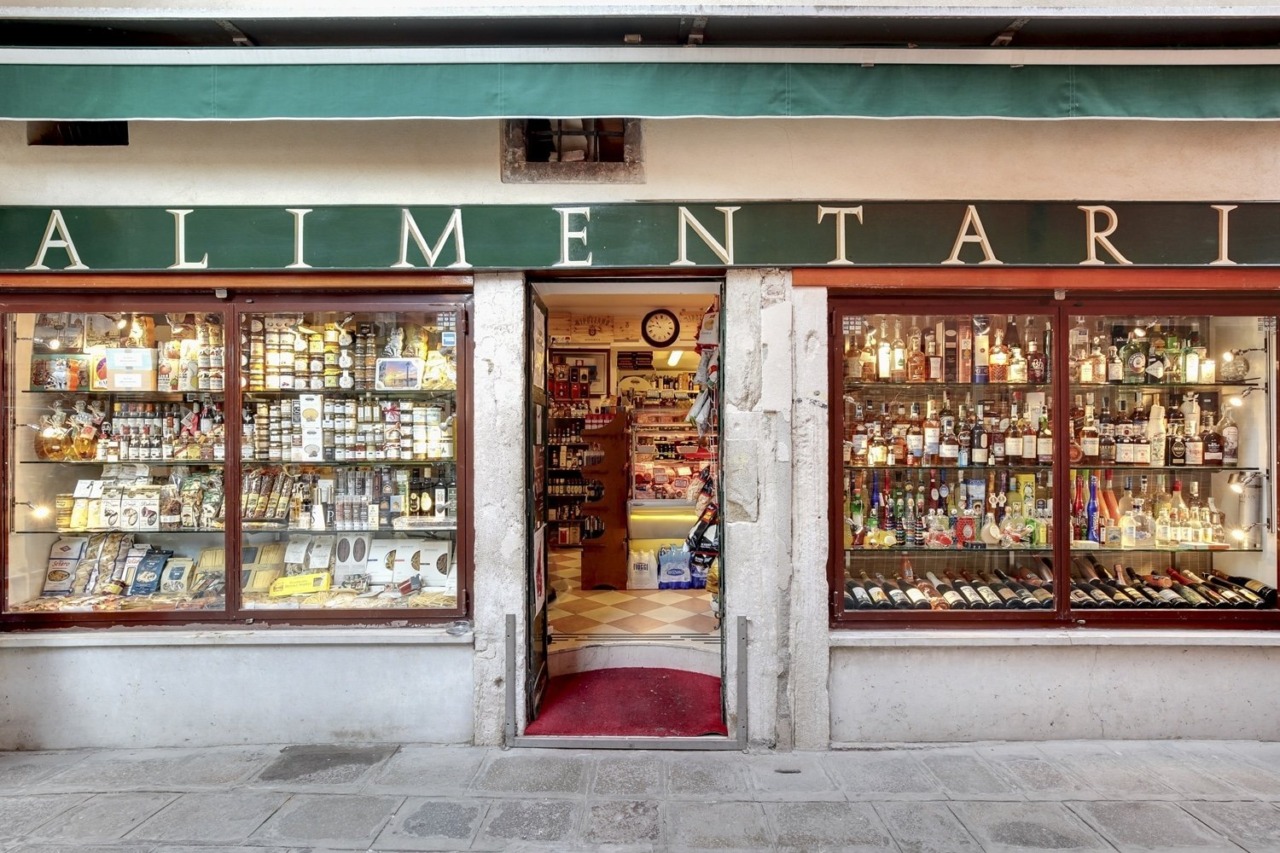 Regione Lombardia: bando per negozi di alimentari nei piccoli Comuni