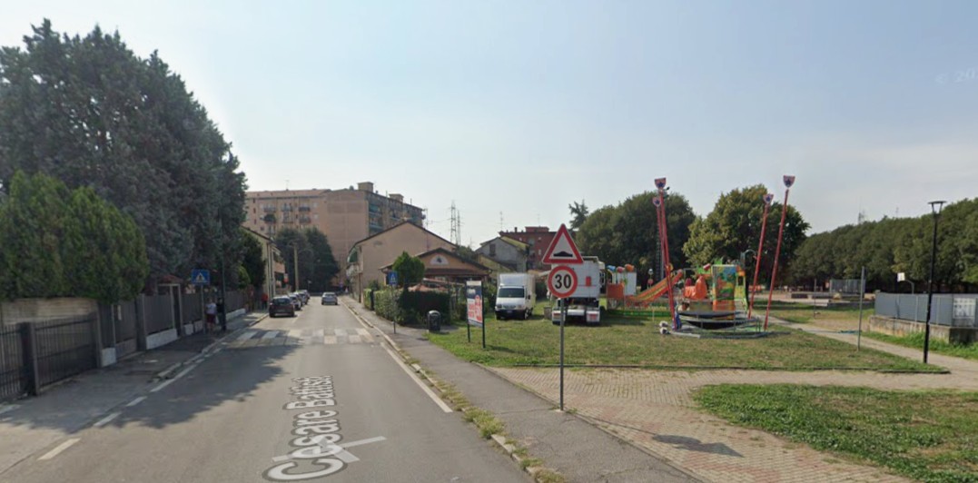 Trasformazione di campetti, disco orario e “sfratto” delle giostre: i progetti per avere più parcheggi