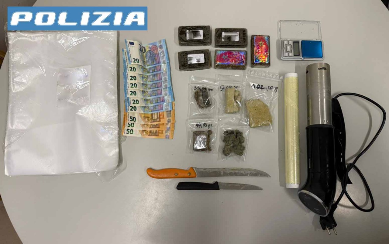 In casa nascondeva 7 etti di hashish: arrestata una 67enne