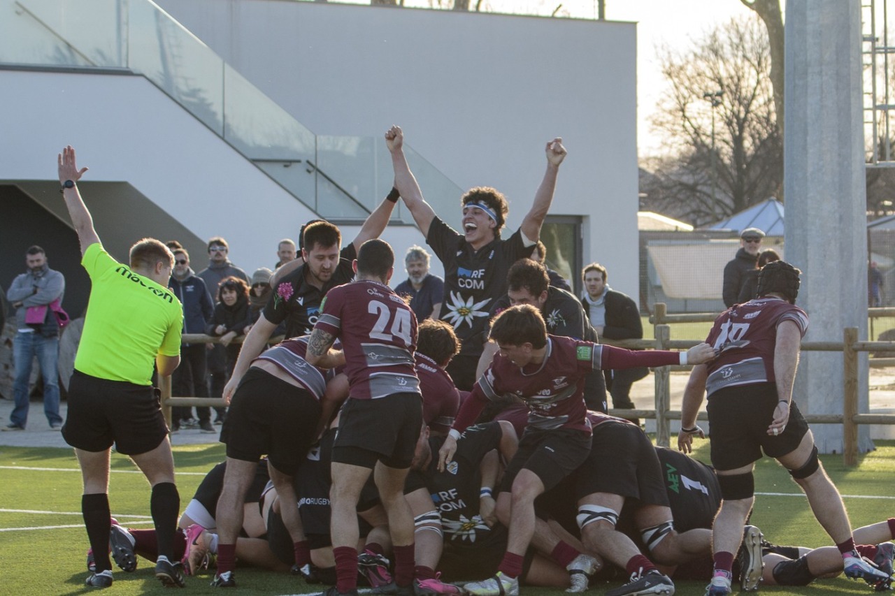 Beffa nel finale per Rugby Cernusco e il Sondrio corsaro fa il colpo: 29-31