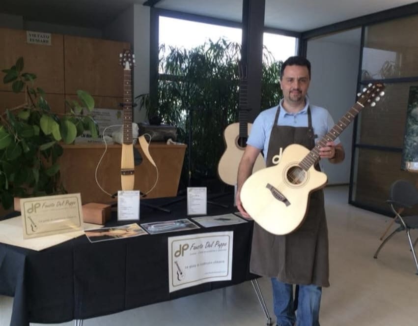 Il tempo inciso nel legno e nelle corde: Vignate saluta Fausto Del Puppo