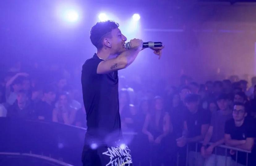 Il professore della trap: “La musica mi ha salvato, ora la insegno ai ragazzini”