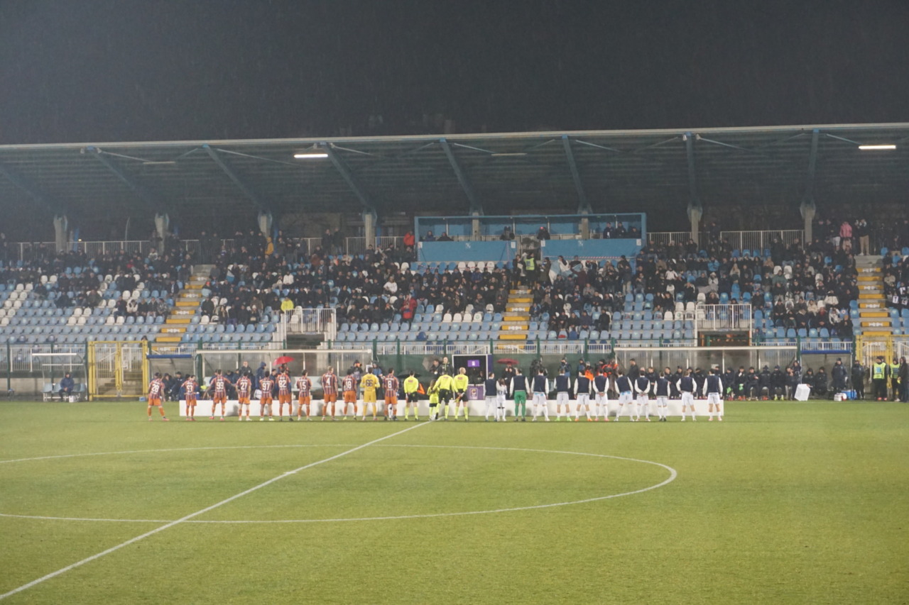 Giana-Union Brescia, tensione nel deflusso: tifosi di casa bloccati in tribuna