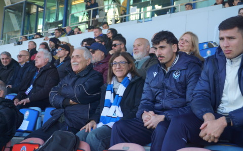 La sindaca in trasferta con la Giana: “Non siamo violenti e amiamo lo sport”