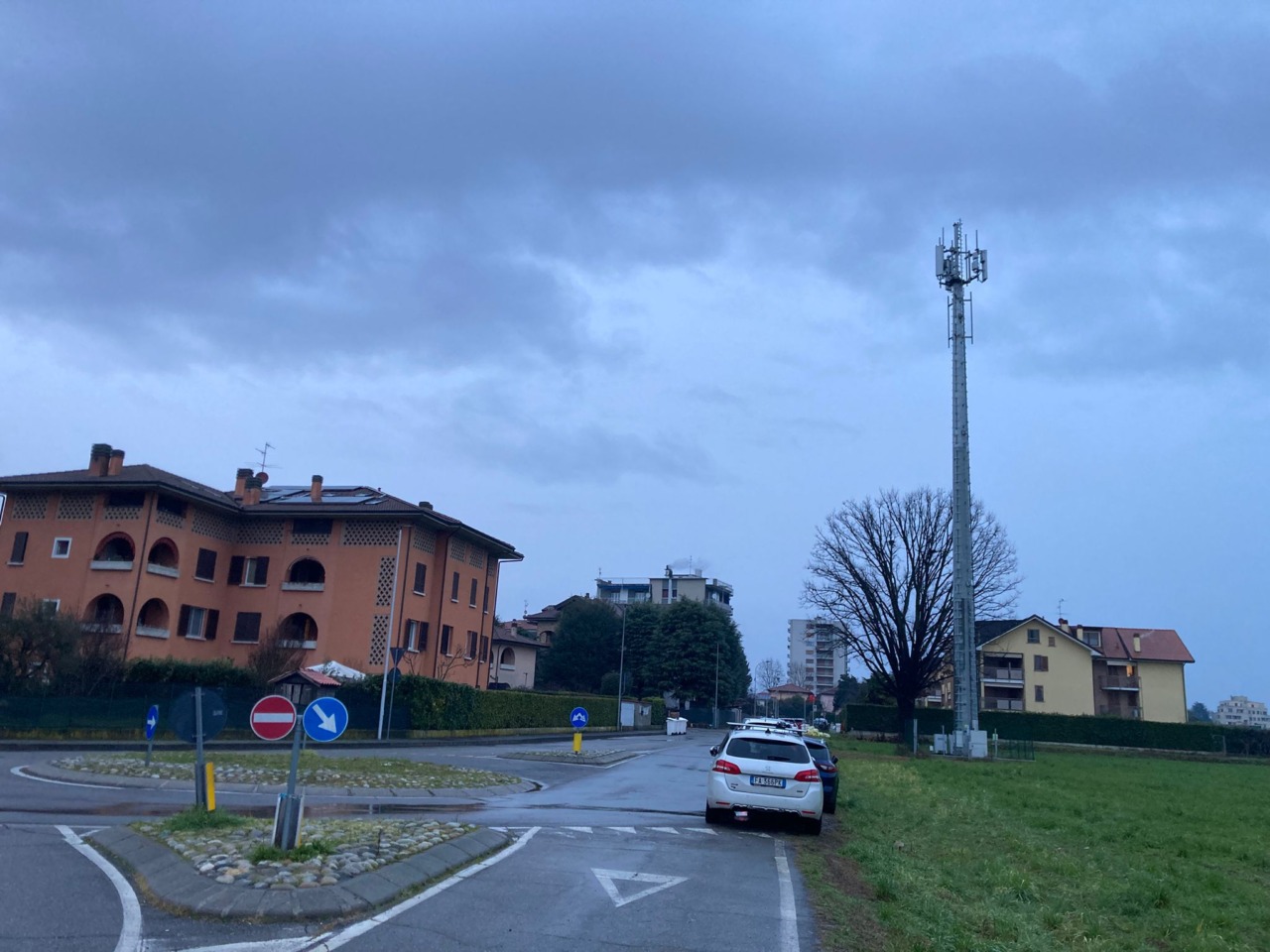 Antenna 5G a venti metri dalle abitazioni, il Tar ha respinto il ricorso dei condomini