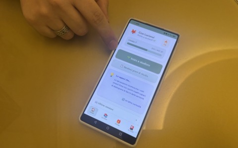Ha inventato una web app per il figlio Dsa: “Faticava a studiare, allora io ho creato Imparago”