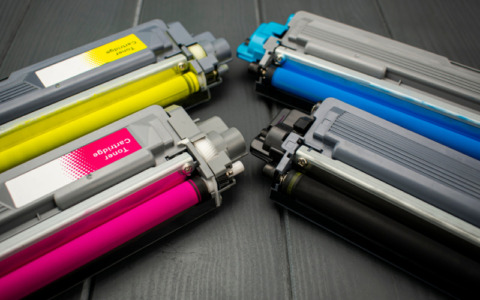 Stampi molto in ufficio? Il toner compatibile può farti risparmiare (bene)