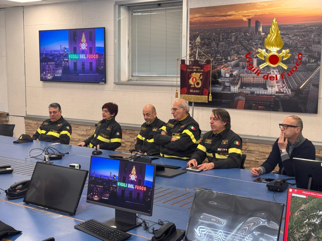 Passaggio di consegne per i Vigili del fuoco di Milano