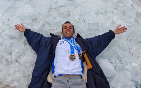 “Iceman”, il cassanese che sfida il gelo: Bondanini fa doppietta agli Europei di Molveno