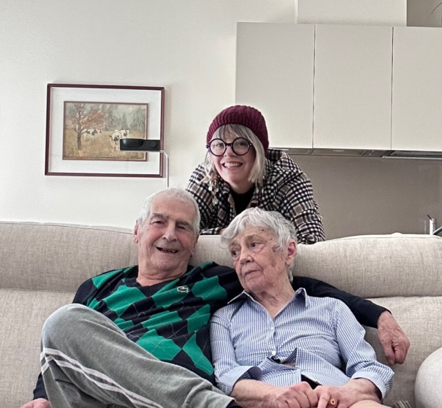 Paga il pranzo a una coppia: marito e moglie gli ricordavano i suoi genitori