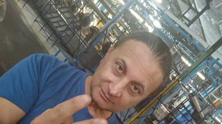 Muore a 54 anni per un malore mentre va al lavoro: i colleghi avviano una raccolta fondi