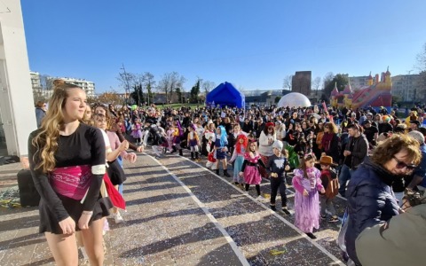 Carnevale olimpico a Pioltello: sul podio partecipazione, musica e inventiva