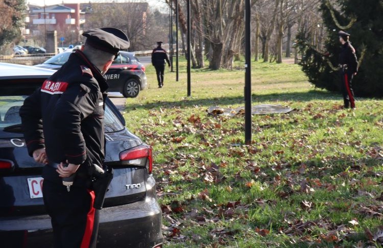 Il cadavere nel Naviglio è di una donna: indagini per risalire all’identità