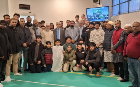 Festa di fine Ramadan: il simbolo della pace sta in un dattero condiviso