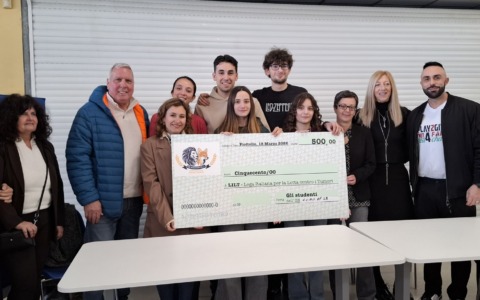 Consegnato l’assegno del progetto “She Play”: i ragazzi sostengono la Lilt