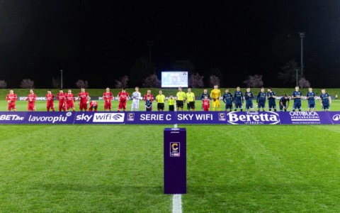 Sporchi, brutti e pesanti: tre punti per la Giana, Albinoleffe ko col rigore di Galeandro