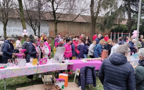 Torna per la sesta edizione la Camminata in rosa nelle campagne della Martesana