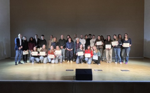 Borse di studio, Liscate applaude i suoi studenti