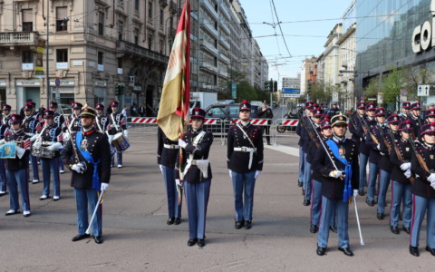 Le Cinque giornate di Milano rivivono 178 anni dopo con la consegna del Primo Tricolore